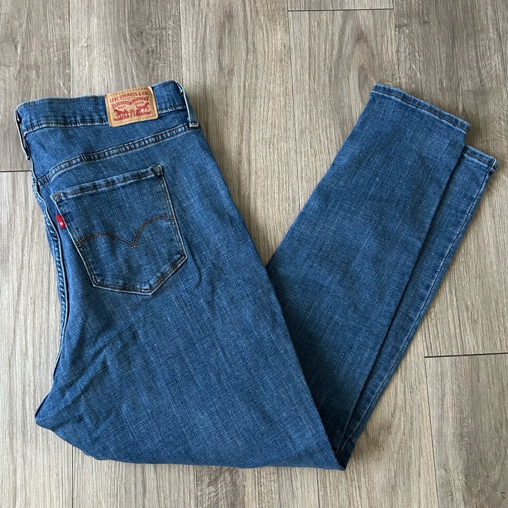 Levi's Women's High Rise Skinny Jeans, Blue, 16W